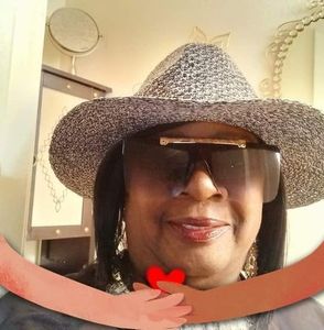 Meet your Posher, Geneva